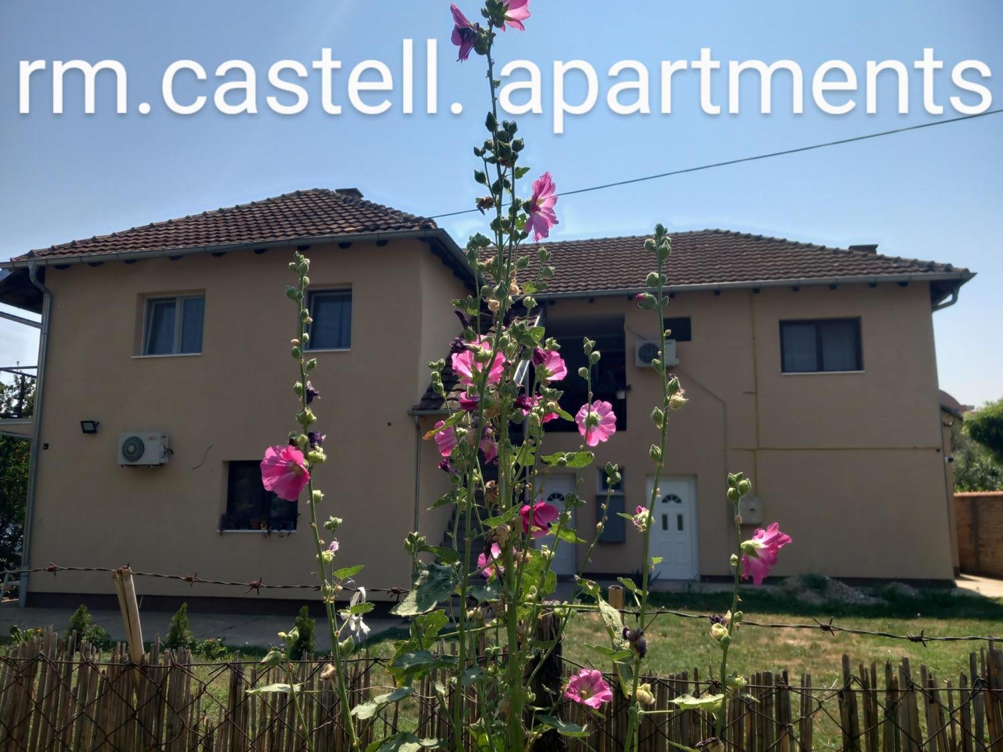 Rm Castell Apartments ノヴィ・サド エクステリア 写真